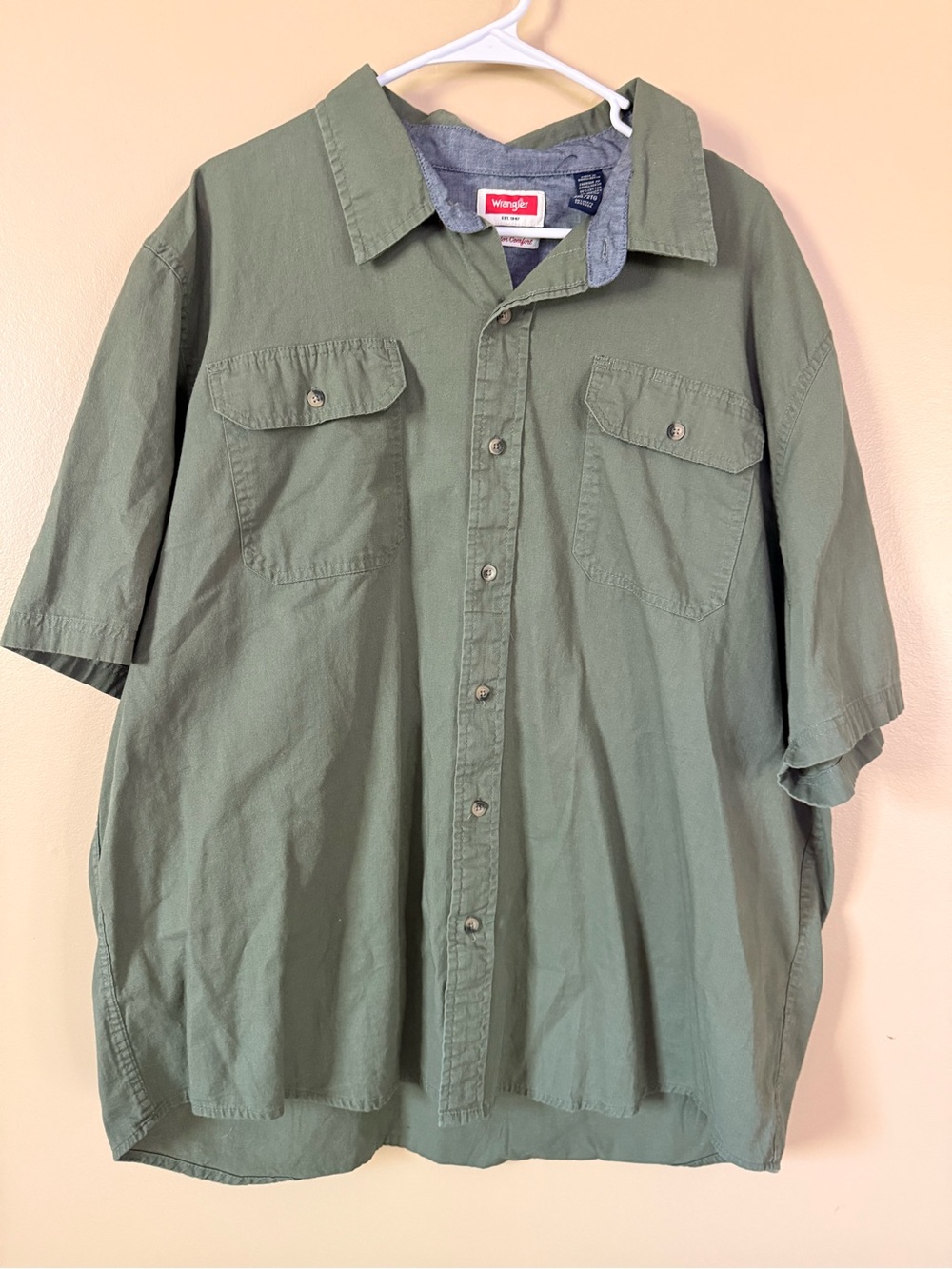 Wrangler Flex Comfort Men’s 2XL Olive Green Short Sleeve Shirt